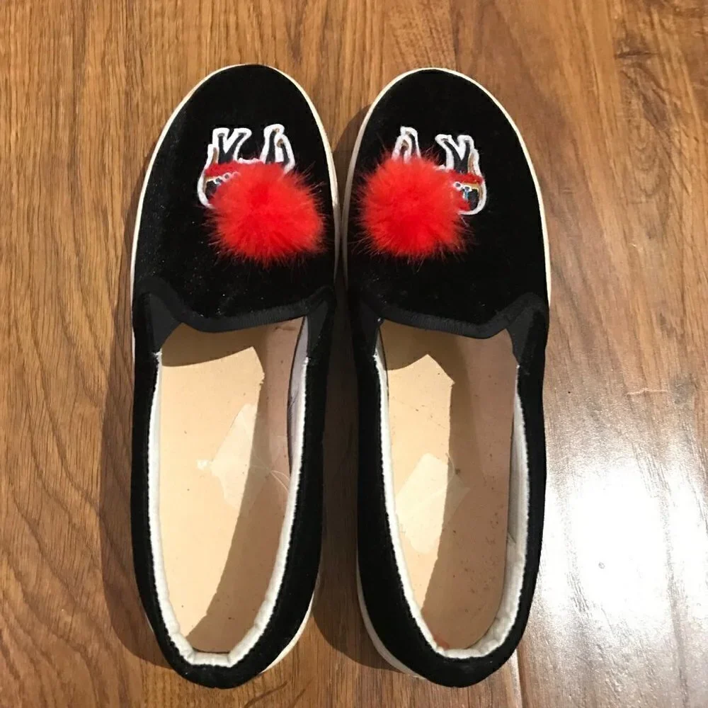 soludos show pony velvet slip ons